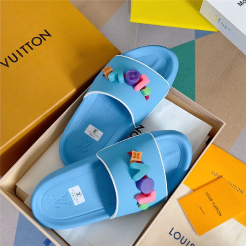 High Quality Luxury Louis Vuitton Monogram Diy Decorative Slippers – Style 45443 product detail