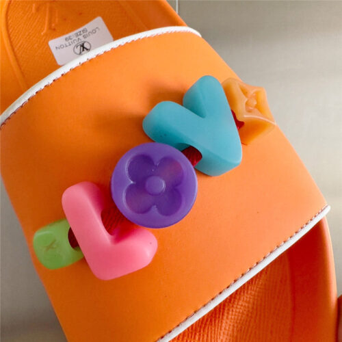 High Quality Luxury Louis Vuitton Monogram Diy Decorative Slippers – Style 43747 product detail