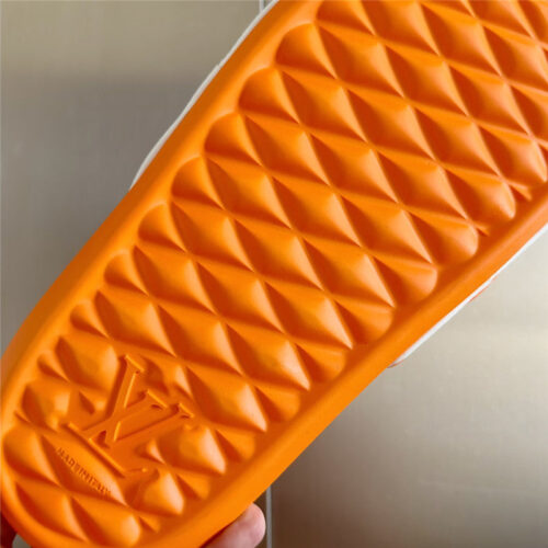 High Quality Luxury Louis Vuitton Monogram Diy Decorative Slippers – Style 43747 product detail