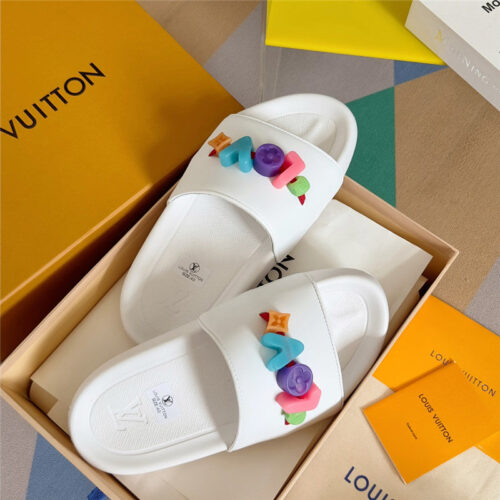 High Quality Luxury Louis Vuitton Monogram Diy Decorative Slippers – Style 09283 product detail