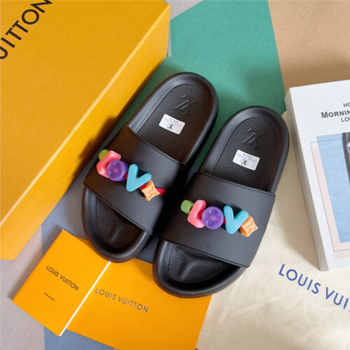 High Quality Luxury Louis Vuitton Monogram Diy Decorative Slippers – Style 74819 product detail