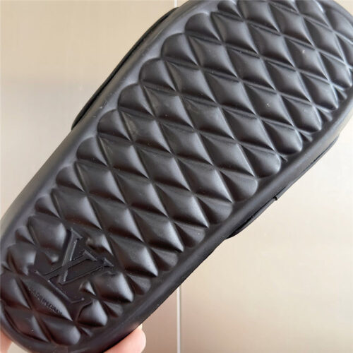 High Quality Luxury Louis Vuitton Monogram Diy Decorative Slippers – Style 74819 product detail