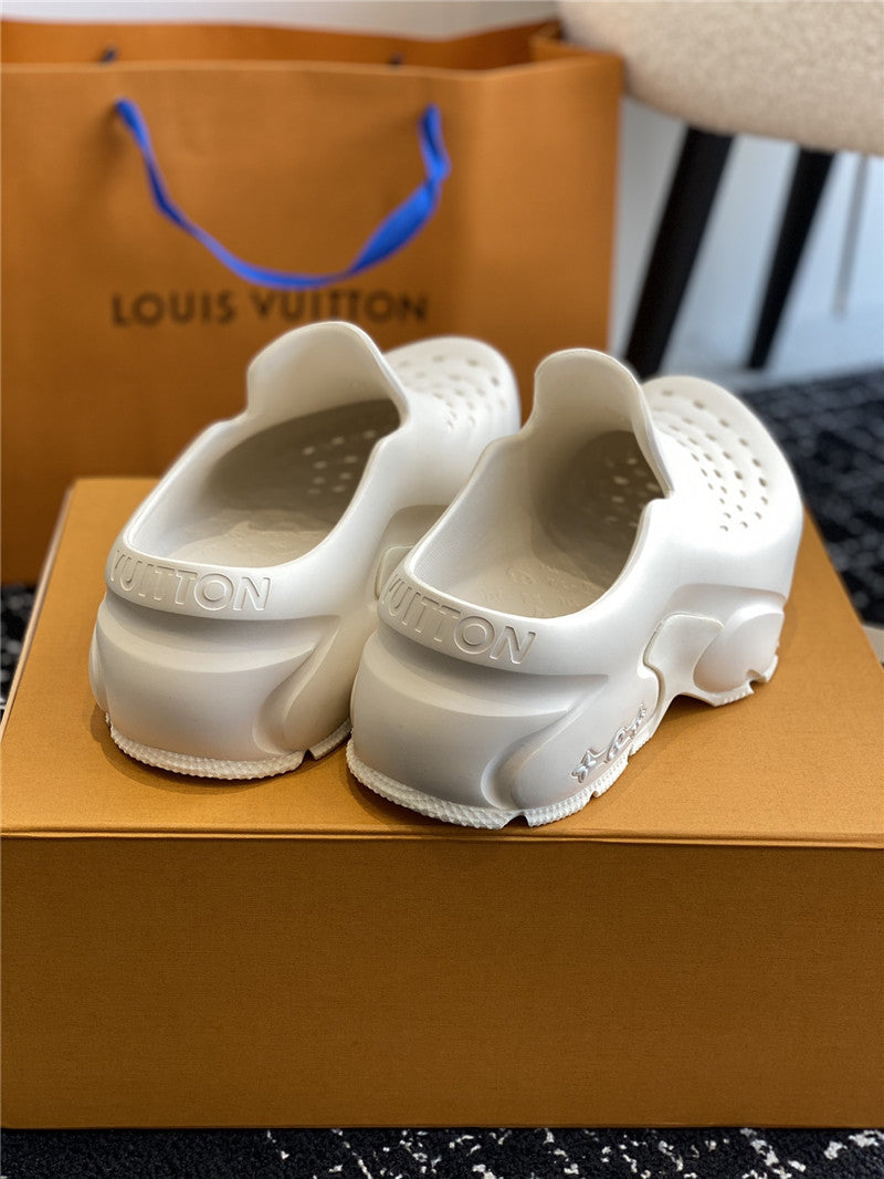 High Quality Luxury Louis Vuitton New Shark Slippers product detail