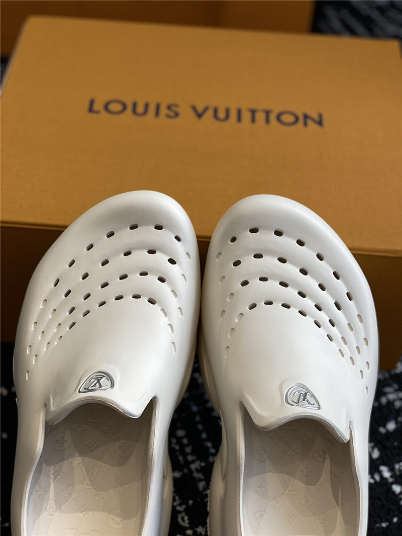 High Quality Luxury Louis Vuitton New Shark Slippers product detail