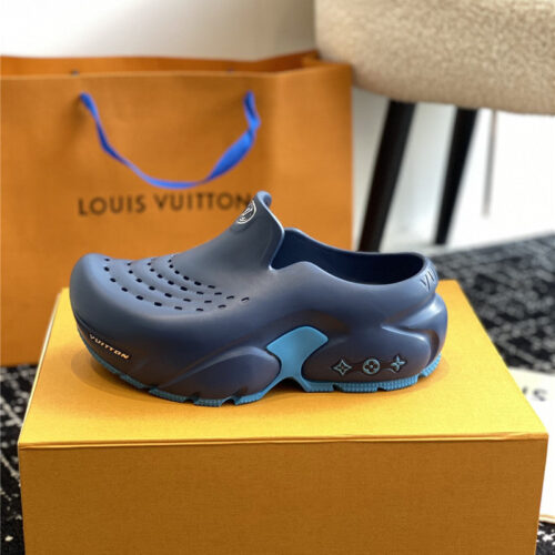 High Quality Luxury Louis Vuitton New Shark Slippers – Style 29571 product detail