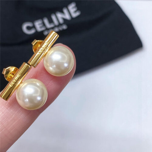High Quality Luxury Celine Pearl Stud Earrings product detail