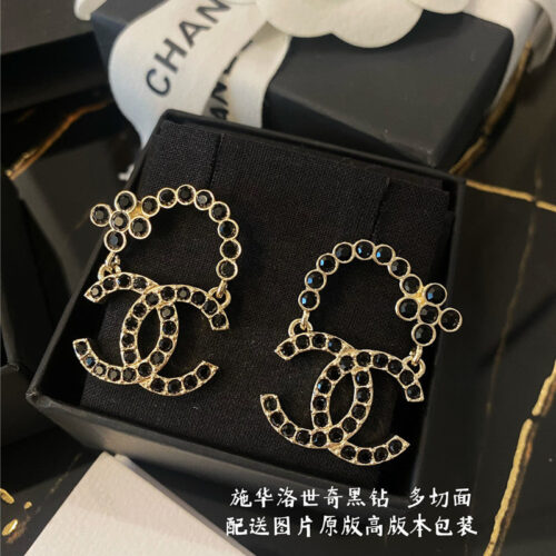 High Quality Luxury Chanel Swarovski Crystal Diamond Earrings product detail