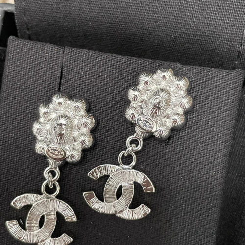 High Quality Luxury Chanel Handmade Workshop Earrings product detail