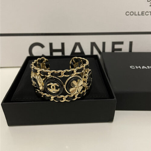 High Quality Luxury Chanel Retro Multi-Element Wide Bracelet