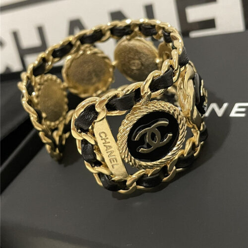 High Quality Luxury Chanel Retro Multi-Element Wide Bracelet product detail