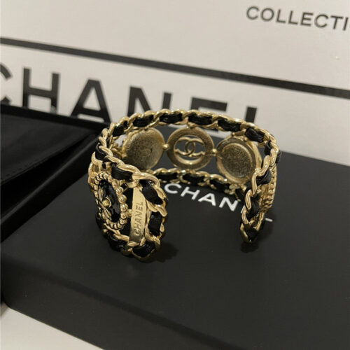 High Quality Luxury Chanel Retro Multi-Element Wide Bracelet product detail