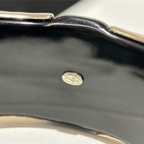 High Quality Luxury Chanel Acrylic Bracelet – Style 49658 product detail