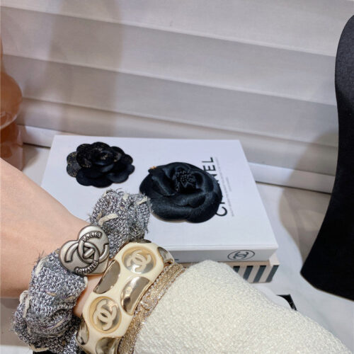 High Quality Luxury Chanel Acrylic Bracelet product detail