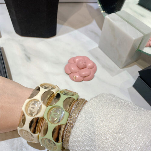 High Quality Luxury Chanel Acrylic Bracelet product detail
