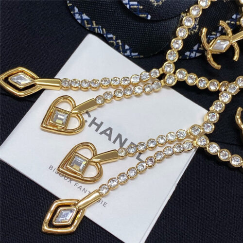 High Quality Luxury Chanel Small Incense Ear Clip product detail