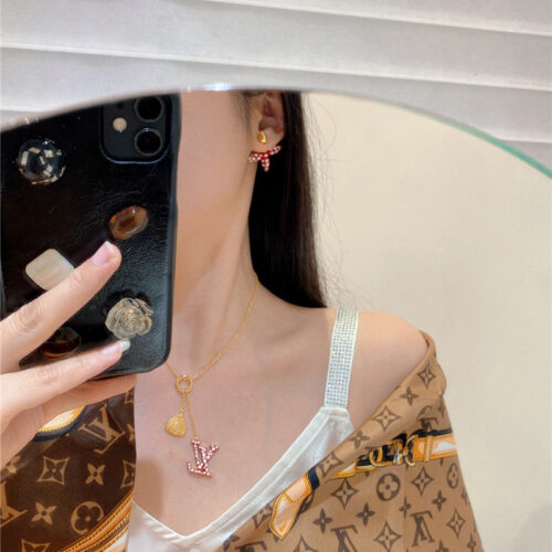High Quality Luxury Louis Vuitton Classic Polka Dot Element Necklace – Style 51120 alternate view