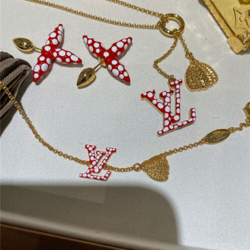 High Quality Luxury Louis Vuitton Classic Polka Dot Element Necklace – Style 51120 product detail