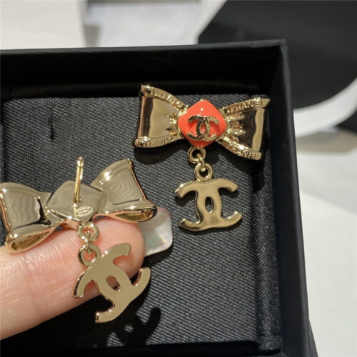 High Quality Luxury Chanel Orange Bow Lettering Earrings product detail