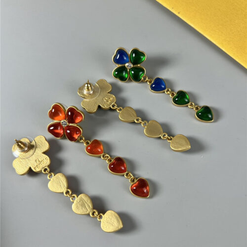 High Quality Luxury Fendi Second-Hand Glass Earrings alternate view