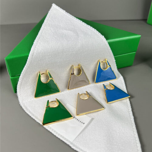 High Quality Luxury Bottega Veneta Enamel Triangle Earrings product detail
