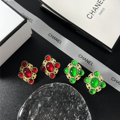 High Quality Luxury Chanel Second-Hand Glass Earrings – Style 50418 product detail