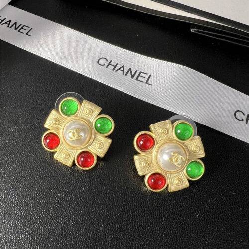 High Quality Luxury Chanel Second-Hand Glass Earrings product detail