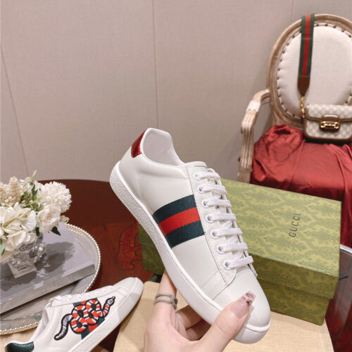 High Quality Luxury Gucci Classic Sports Lace-Up White Shoes – Style 77555 alternate view