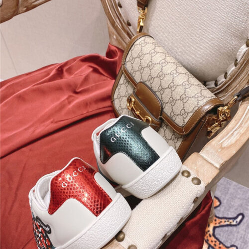 High Quality Luxury Gucci Classic Sports Lace-Up White Shoes – Style 77555 product detail