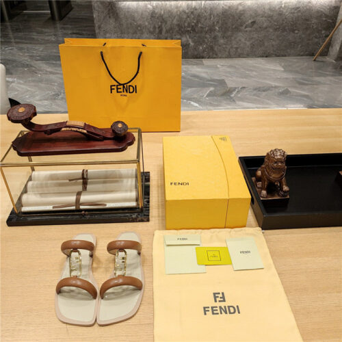 High Quality Luxury Fendi Flat Beach Sandals – Style 19763 alternate view