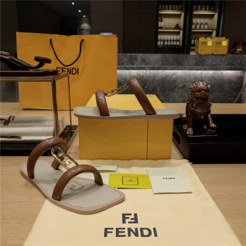 High Quality Luxury Fendi Flat Beach Sandals – Style 19763 product detail
