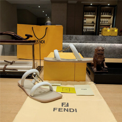 High Quality Luxury Fendi Flat Beach Sandals – Style 80211 product detail