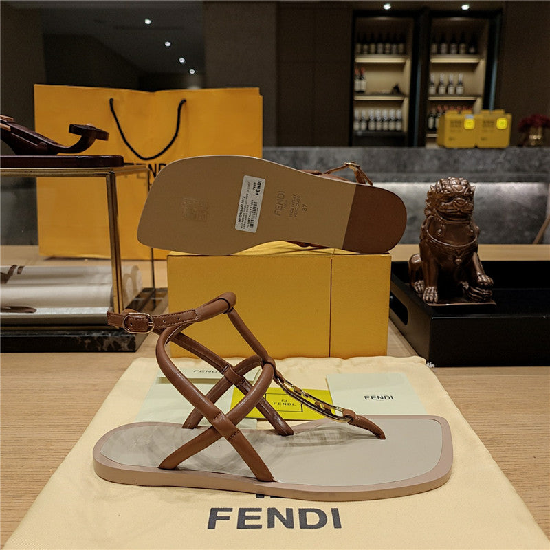 High Quality Luxury Fendi Flat Beach Sandals – Style 22003 product detail