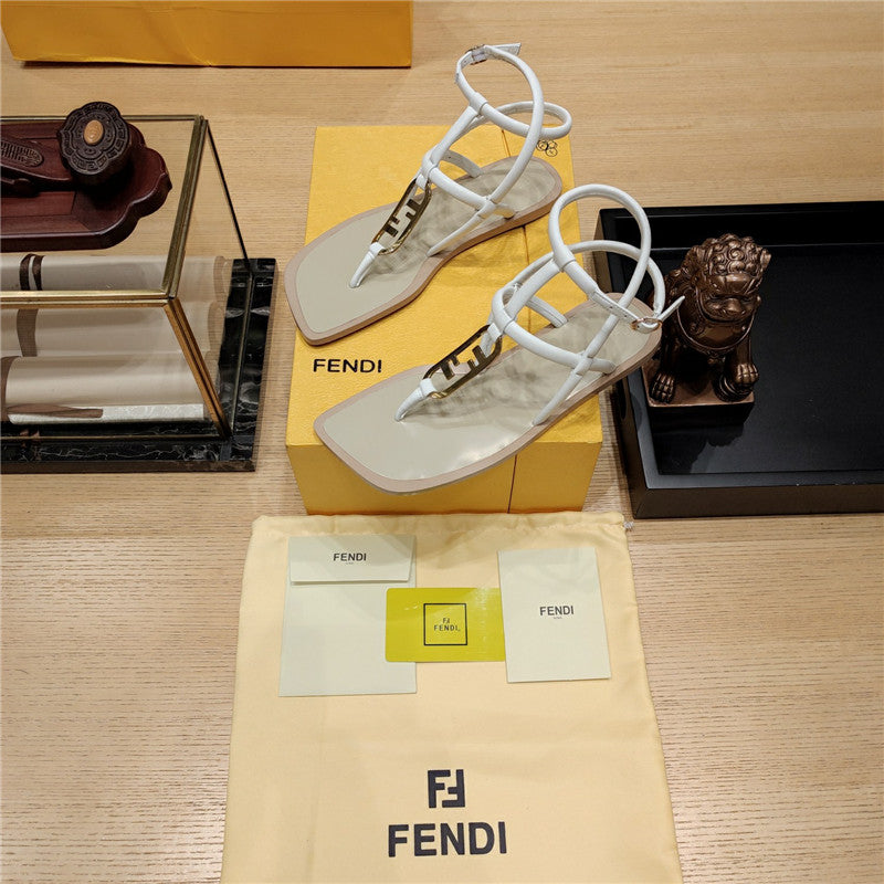 High Quality Luxury Fendi Flat Beach Sandals – Style 13523 product detail
