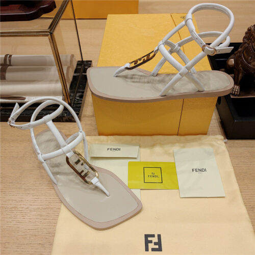High Quality Luxury Fendi Flat Beach Sandals – Style 13523 product detail