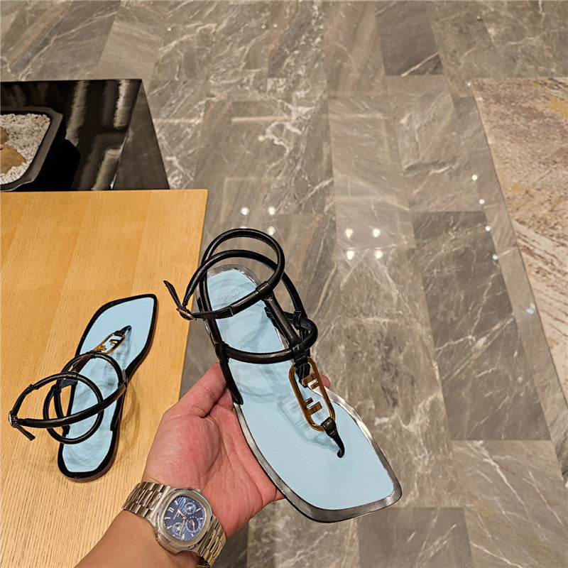 High Quality Luxury Fendi Flat Beach Sandals – Style 75667 product detail