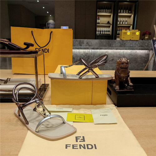 High Quality Luxury Fendi Flat Beach Sandals – Style 99955 product detail