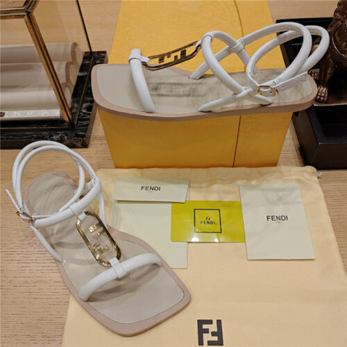 High Quality Luxury Fendi Flat Beach Sandals – Style 84691 product detail