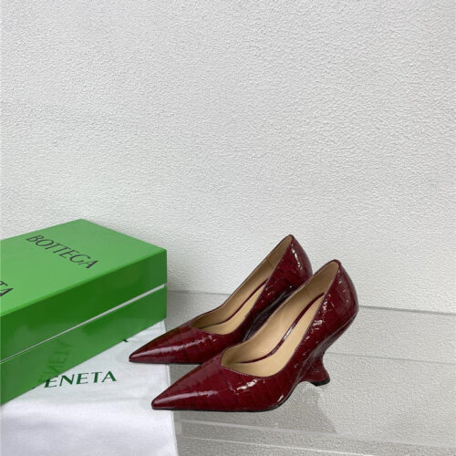 High Quality Luxury Bottega Veneta Puntas Wedge Pumps