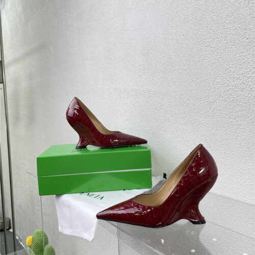 High Quality Luxury Bottega Veneta Puntas Wedge Pumps alternate view