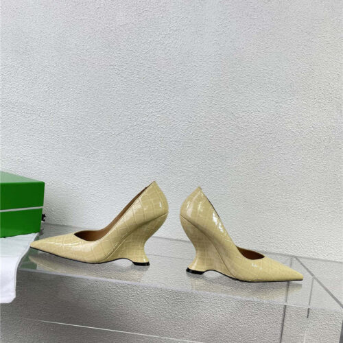 High Quality Luxury Bottega Veneta Puntas Wedge Pumps – Style 19494 product detail
