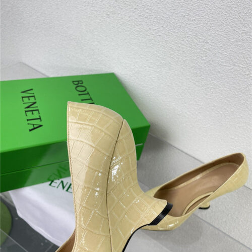 High Quality Luxury Bottega Veneta Puntas Wedge Pumps – Style 19494 product detail