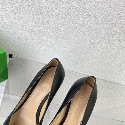 High Quality Luxury Bottega Veneta Puntas Wedge Pumps – Style 17798 product detail