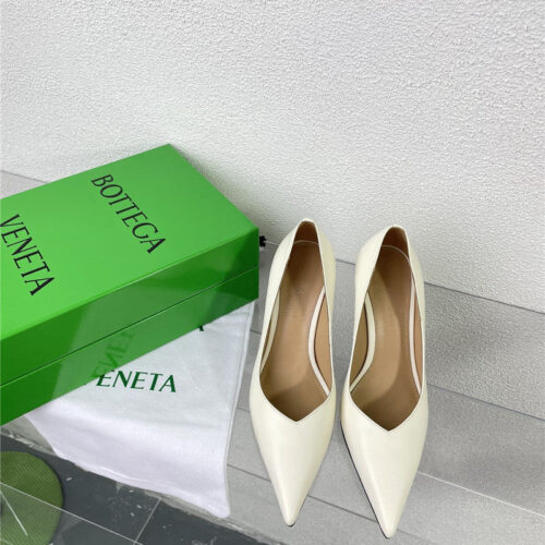 High Quality Luxury Bottega Veneta Puntas Wedge Pumps – Style 50566 alternate view