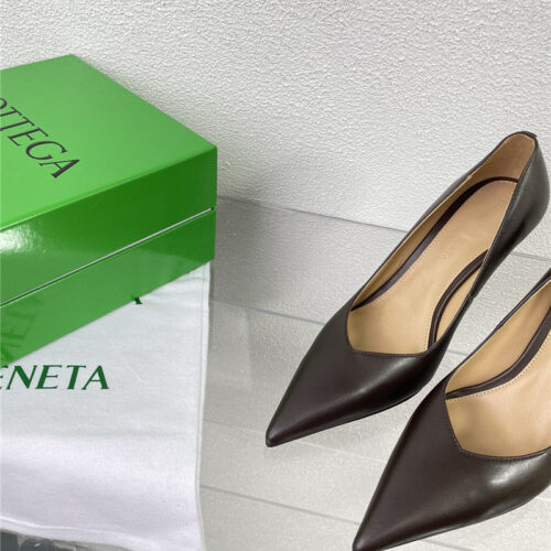 High Quality Luxury Bottega Veneta Puntas Wedge Pumps – Style 14406 product detail