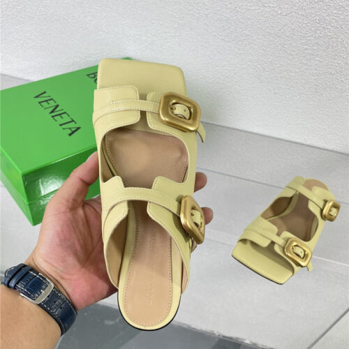 High Quality Luxury Bottega Veneta Double Hardware Slides alternate view