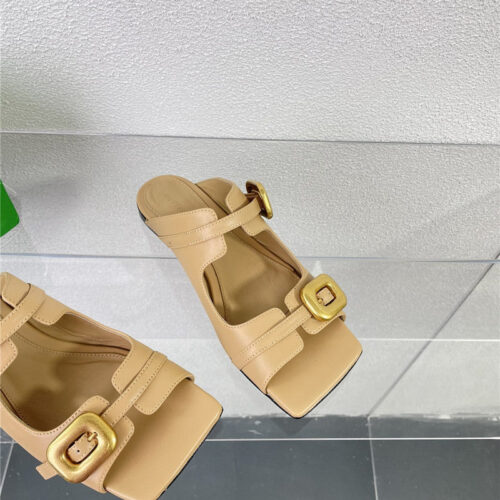 High Quality Luxury Bottega Veneta Double Hardware Slides – Style 38950 product detail
