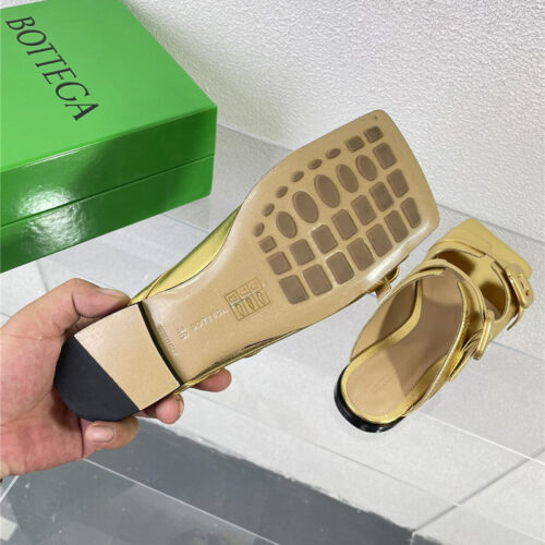High Quality Luxury Bottega Veneta Double Hardware Slides – Style 96006 product detail