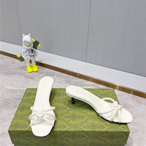High Quality Luxury Gucci Early Spring New Slippers alternate view