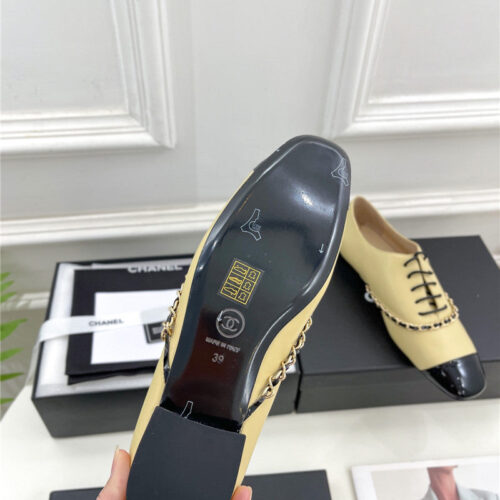 High Quality Luxury Chanel Catwalk Chain Lace-Up Shoes product detail