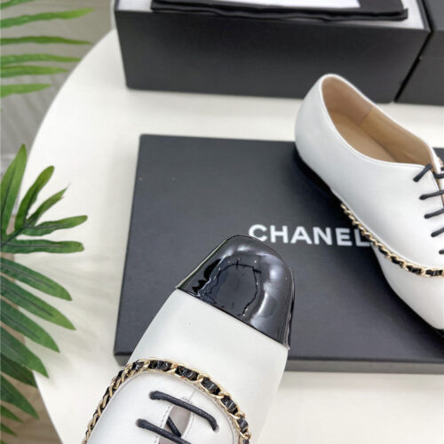 High Quality Luxury Chanel Catwalk Chain Lace-Up Shoes – Style 40166 product detail